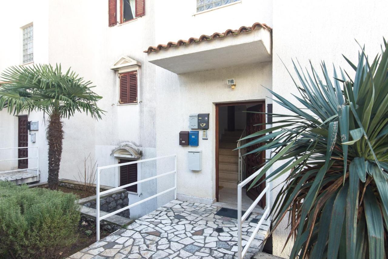 Apartment Bella-Vista Ičići Buitenkant foto